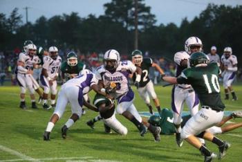 Jermarcus Jones cuts up the OHS defense.